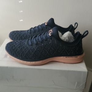 Apl TechLoom Phantom 7.5